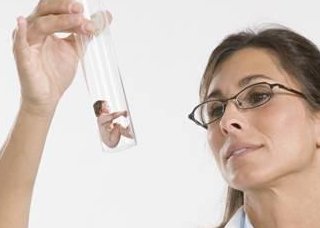 卵巢功能早衰怎样调理？如何治疗卵巢功能早衰？